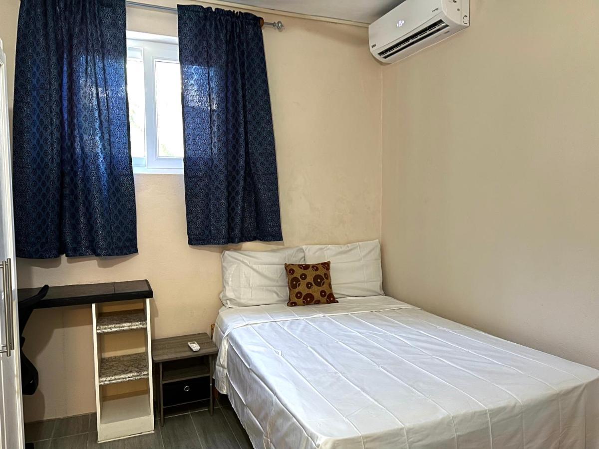 Sealavie Apartments - Grenada St. George's ภายนอก รูปภาพ