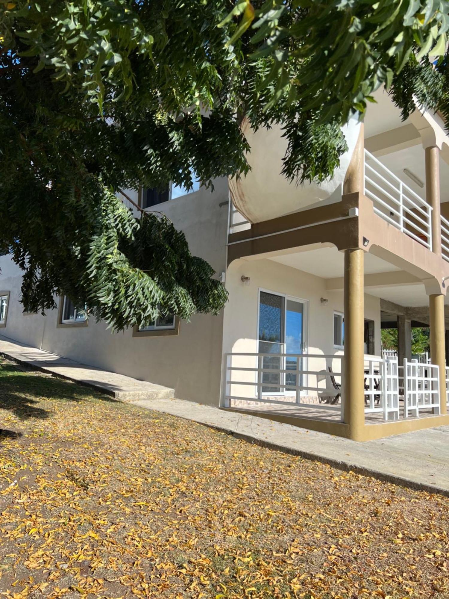 Sealavie Apartments - Grenada St. George's ภายนอก รูปภาพ